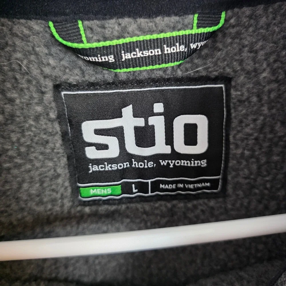 Stio Men's Gray Wilcox Fleece Half Zip Outdoor Sweater Jacket Pullover Size L